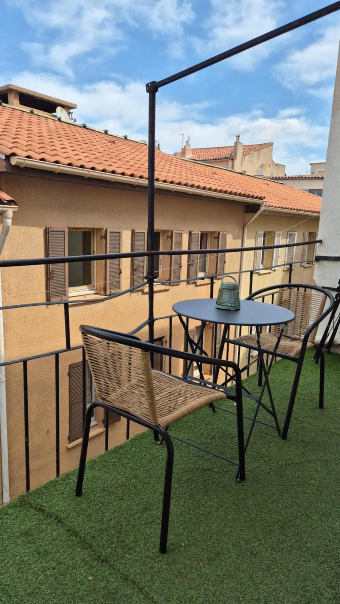 Au Coeur Du Panier Avec Terrasse 2 A 4 Personnes Climatisation Apartment Марсилия Екстериор снимка